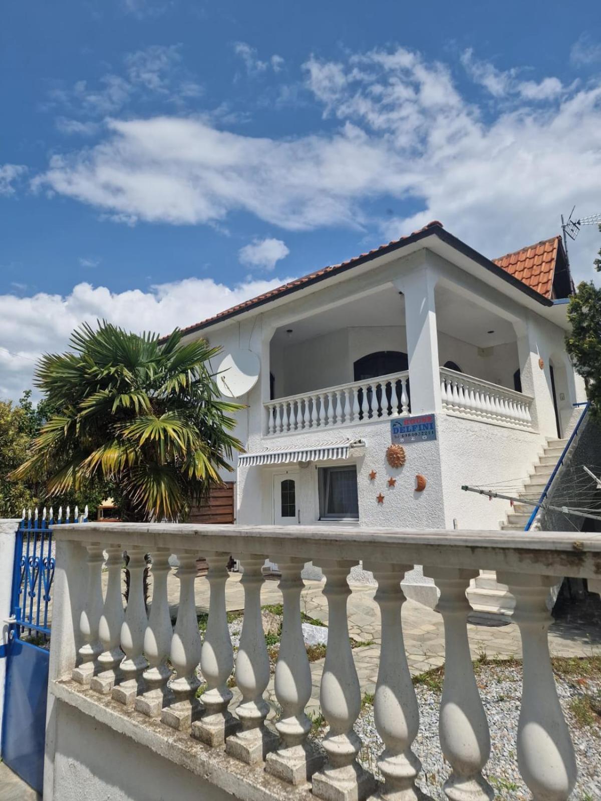 Апартаменты Delfini House Аспровальта Экстерьер фото